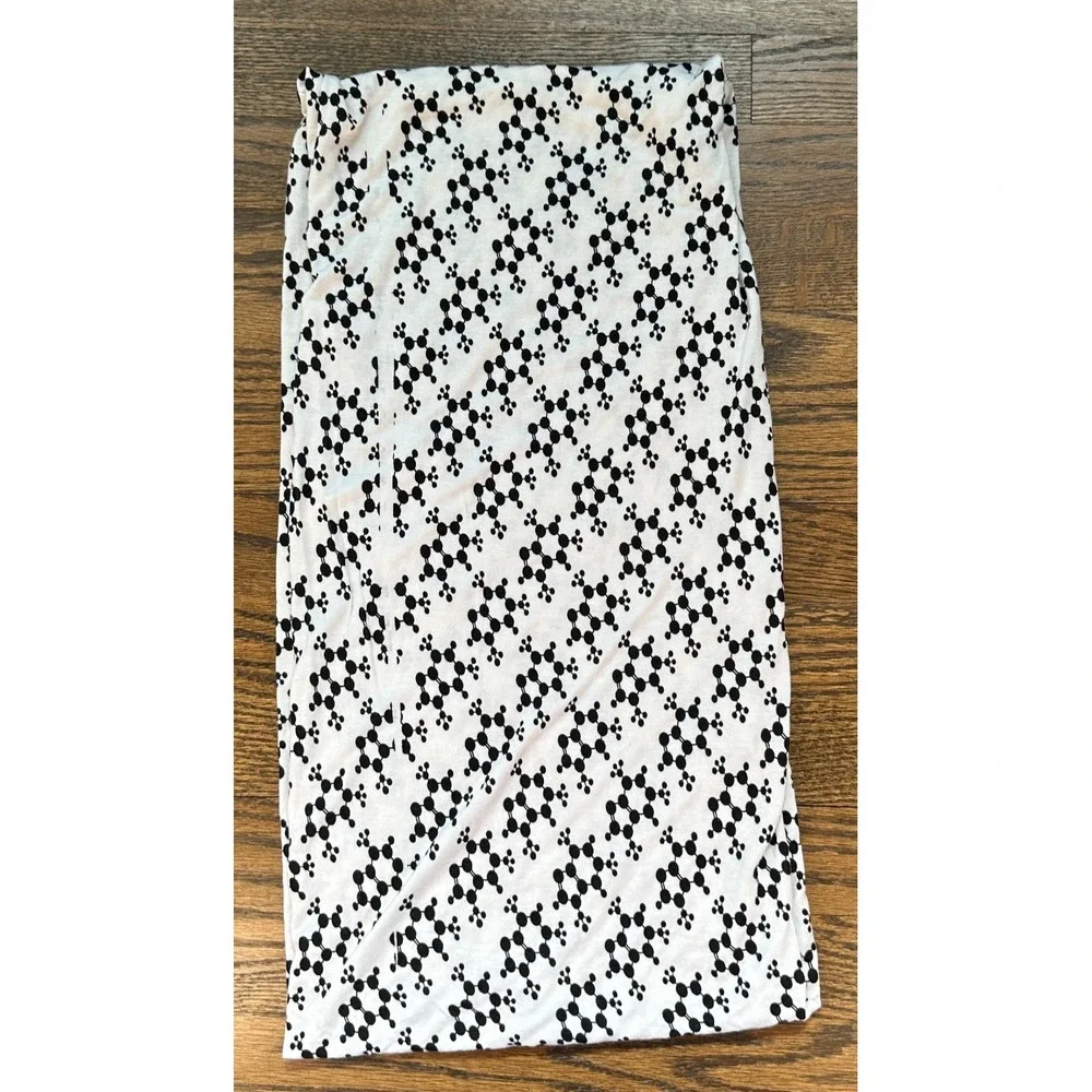 Svaha USA Molecules Print STEM Science Infinity Scarf Black White Polyester Knit